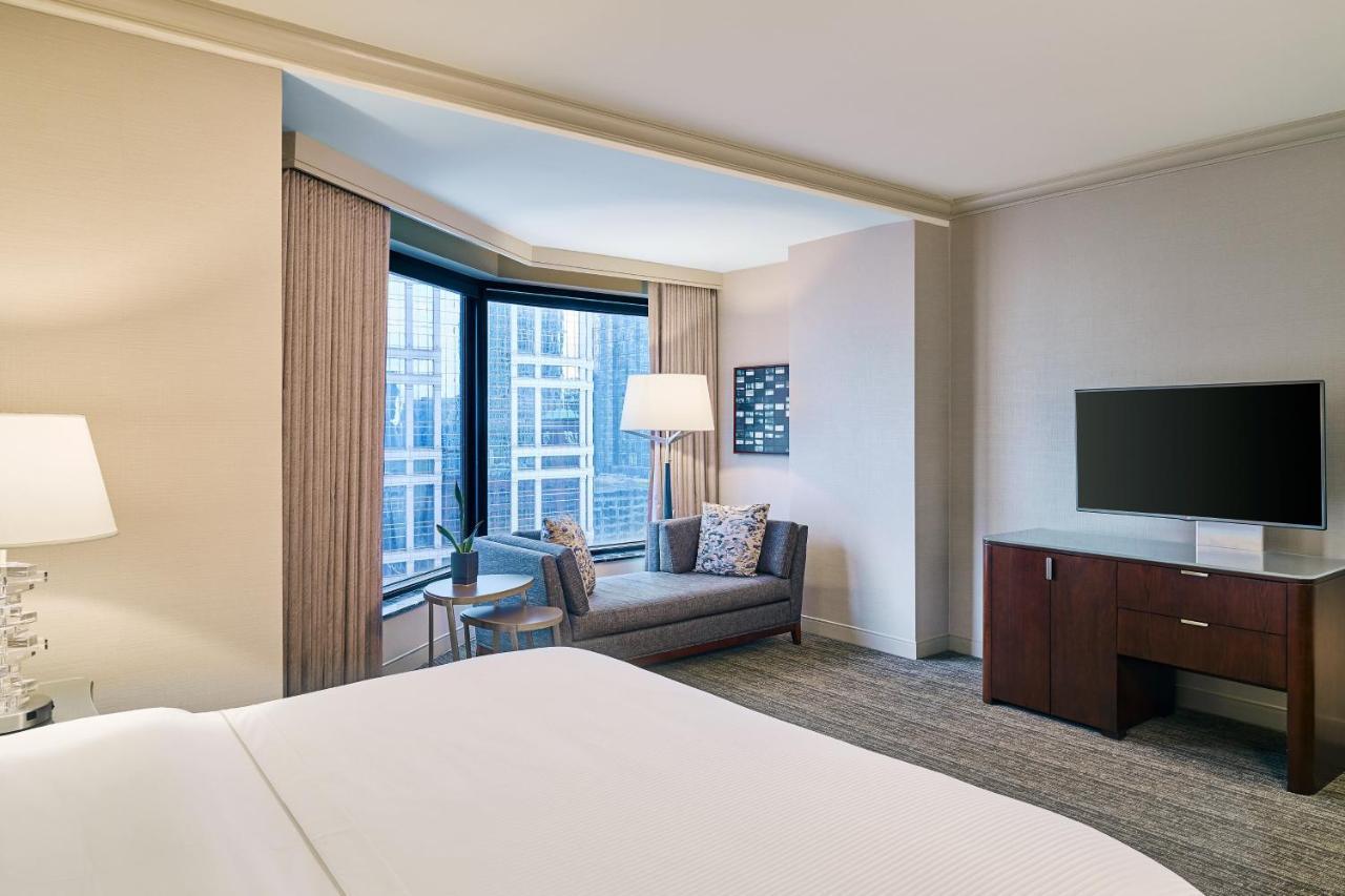 Deluxe King Room,1275629596:JPEG