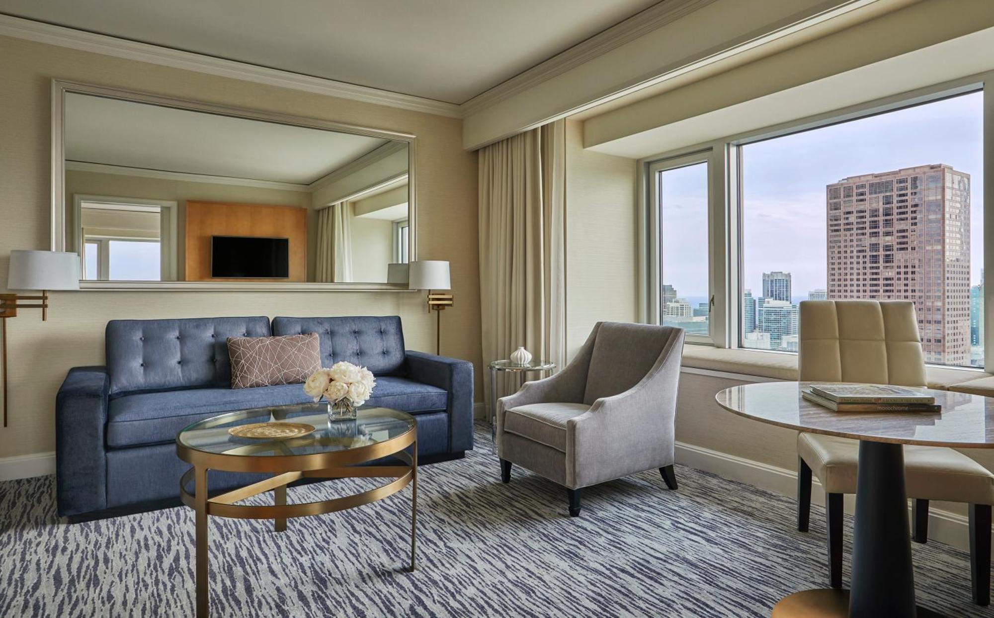 Executive King Suite with City View,1275645241:JPEG