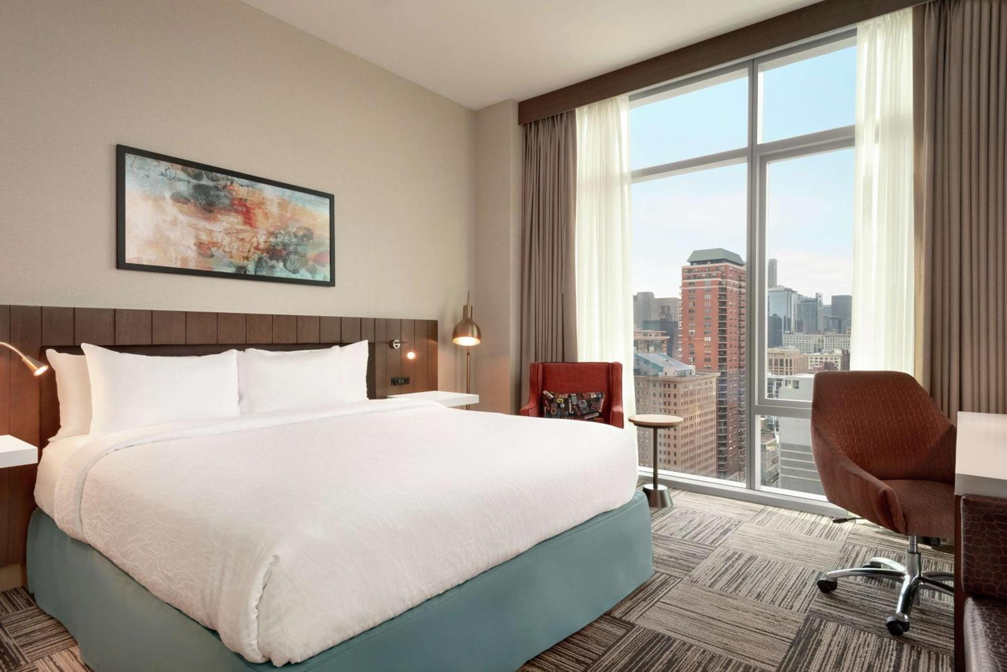 King Room,1551371734:JPEG