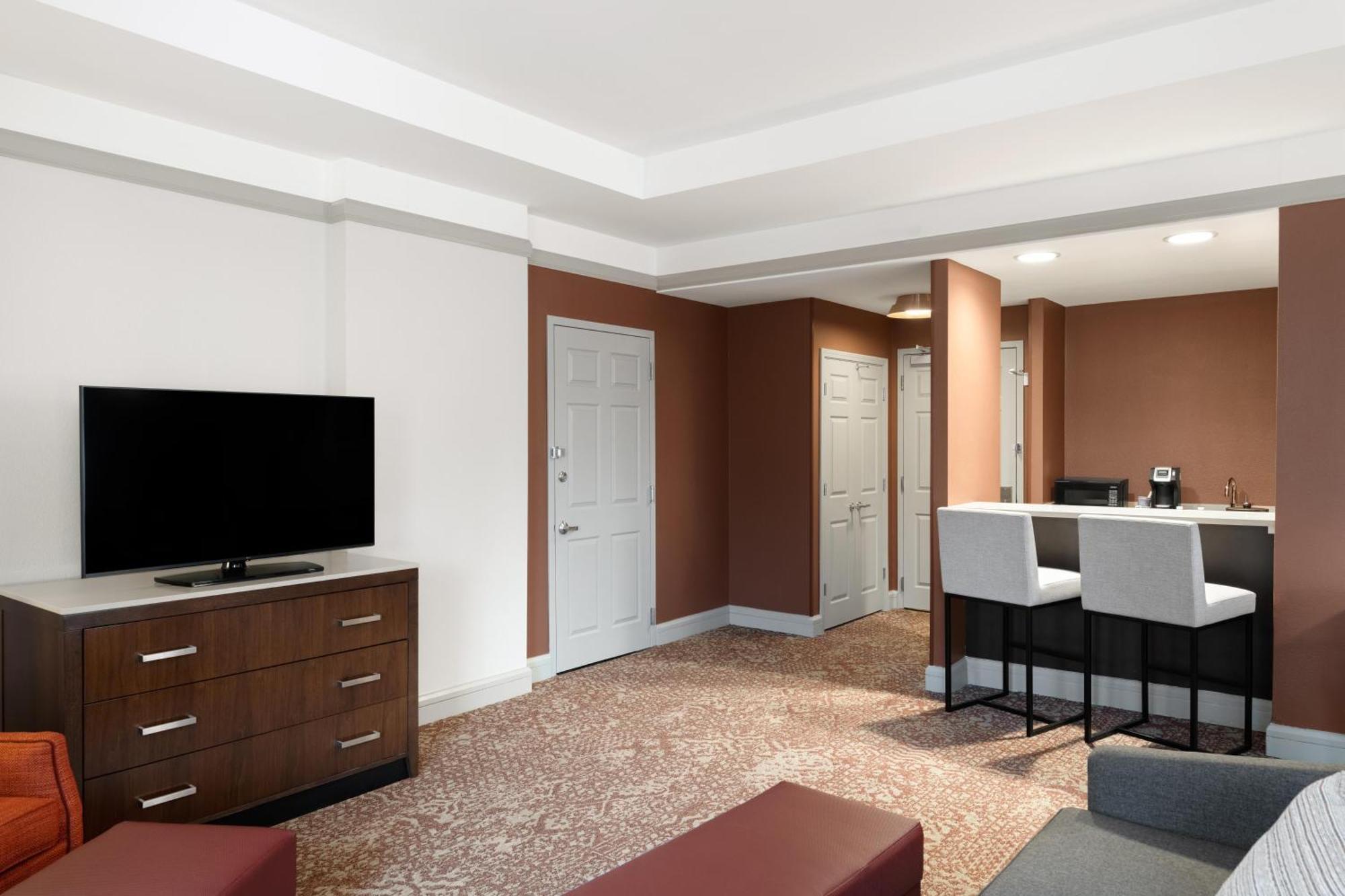 Junior King Suite Sofa Bed,1739387336:JPEG