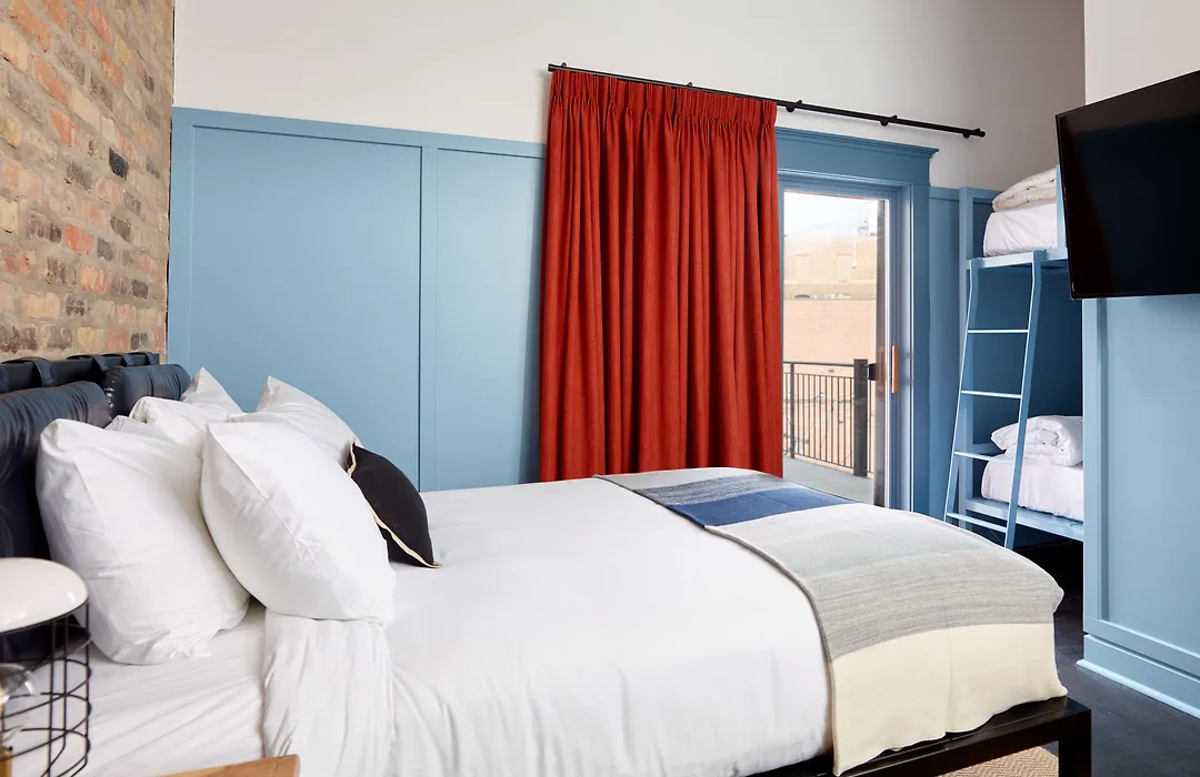 The Chicago Hotel Collection Wrigleyville-1