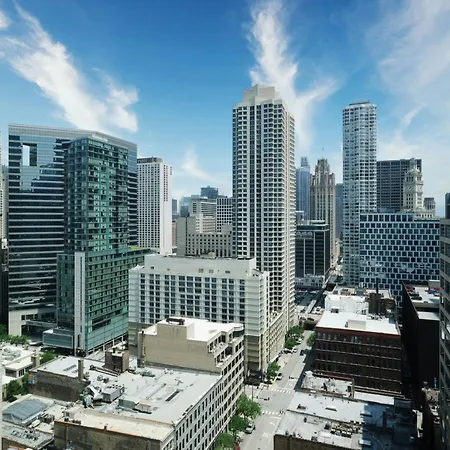Springhill Suites Chicago Downtown/River North-3